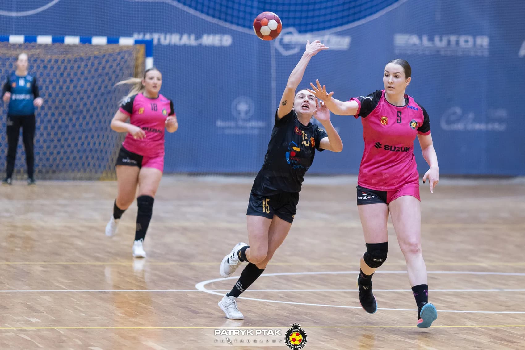 Suzuki Korona Handball Kielce vs UKS Varsovia Warszawa