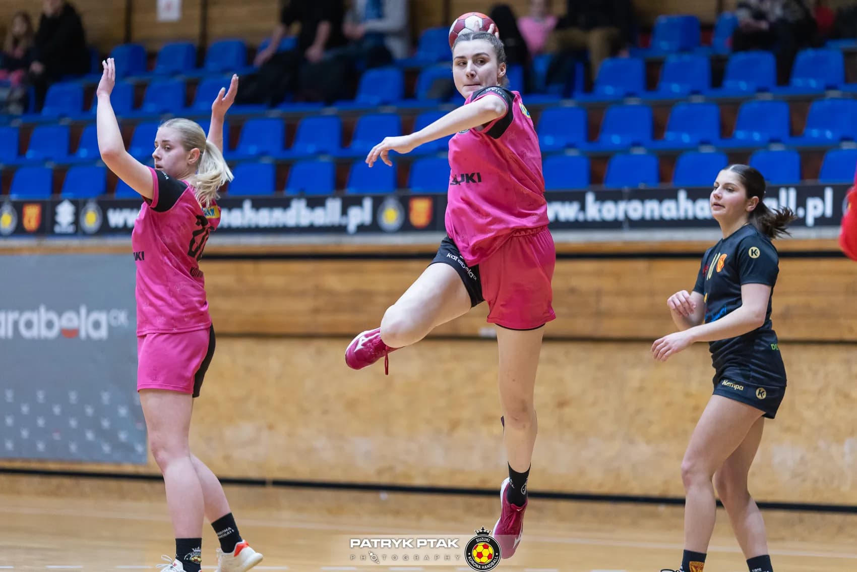 Suzuki Korona Handball Kielce vs UKS Varsovia Warszawa