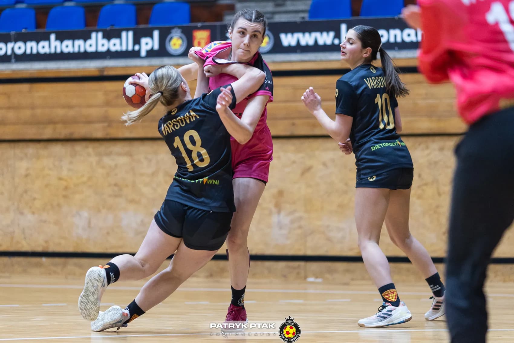 Suzuki Korona Handball Kielce vs UKS Varsovia Warszawa