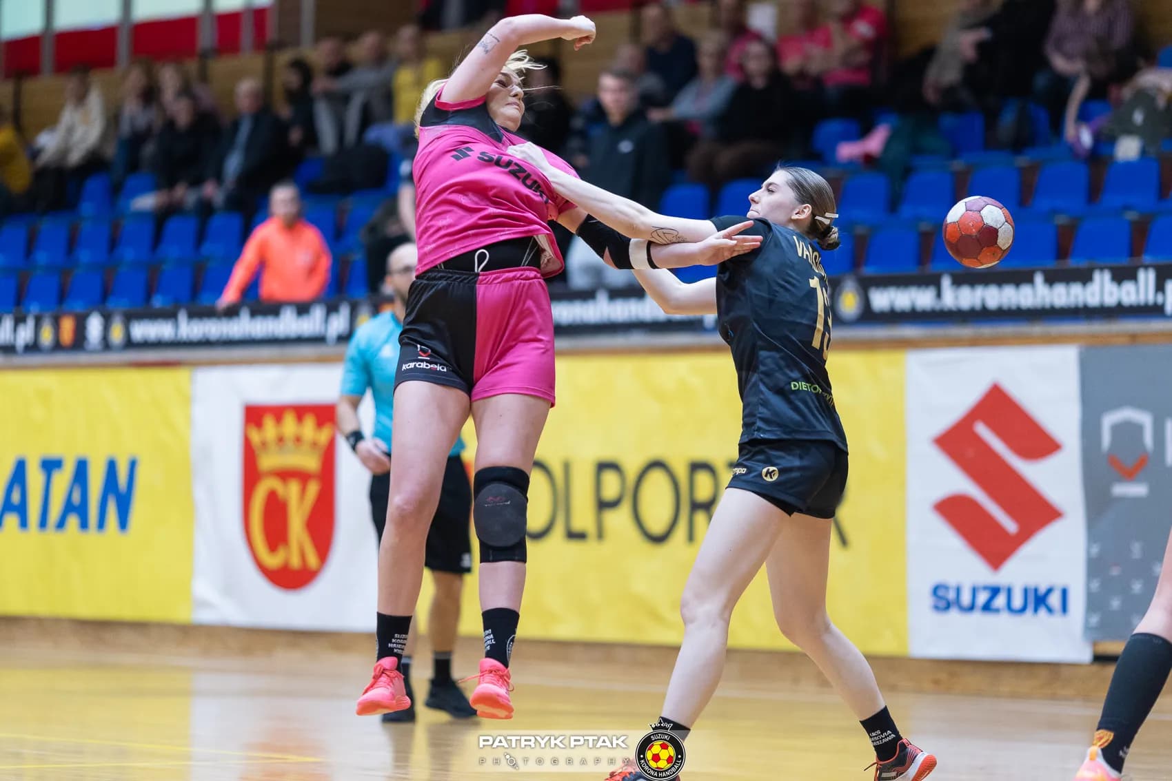 Suzuki Korona Handball Kielce vs UKS Varsovia Warszawa