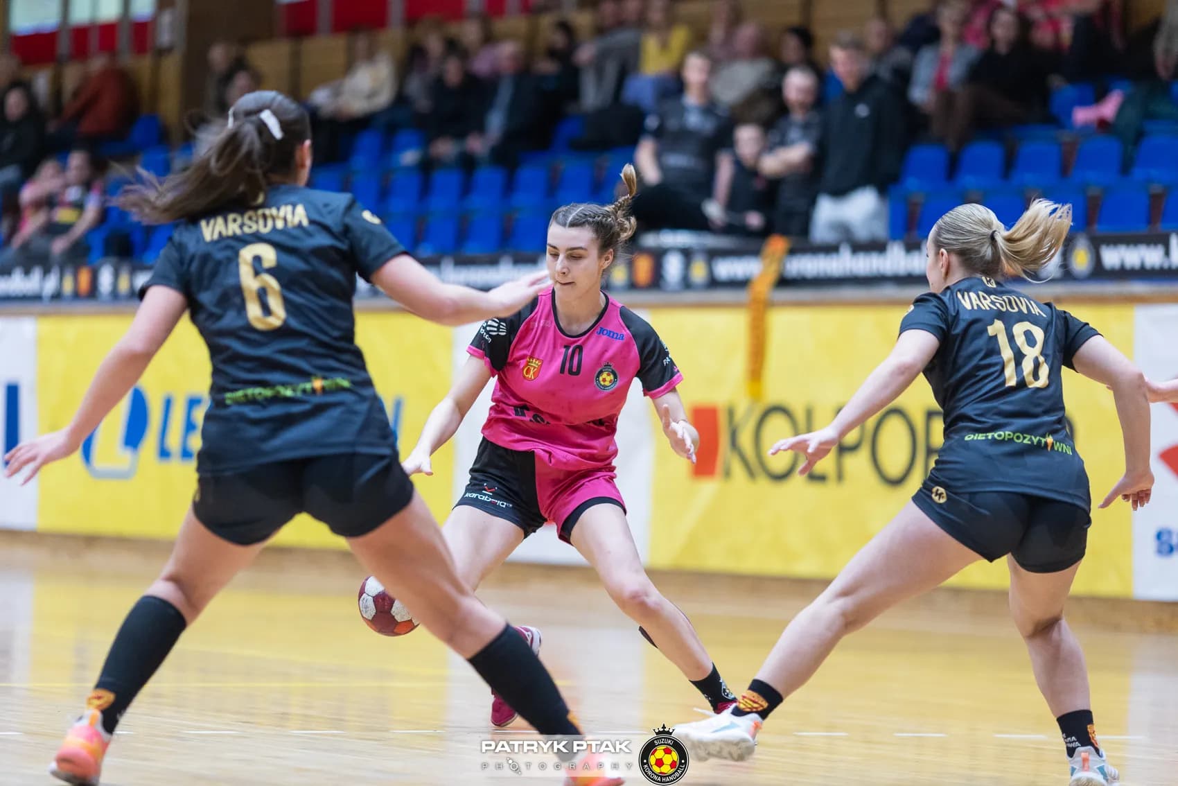 Suzuki Korona Handball Kielce vs UKS Varsovia Warszawa