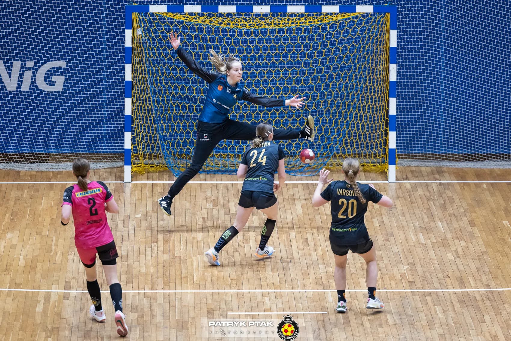 Suzuki Korona Handball Kielce vs UKS Varsovia Warszawa