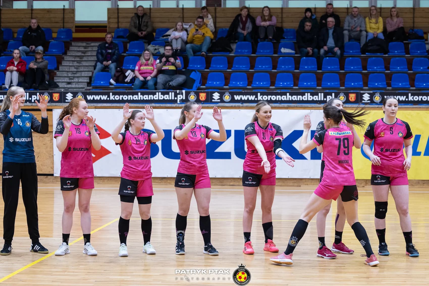 Suzuki Korona Handball Kielce vs UKS Varsovia Warszawa