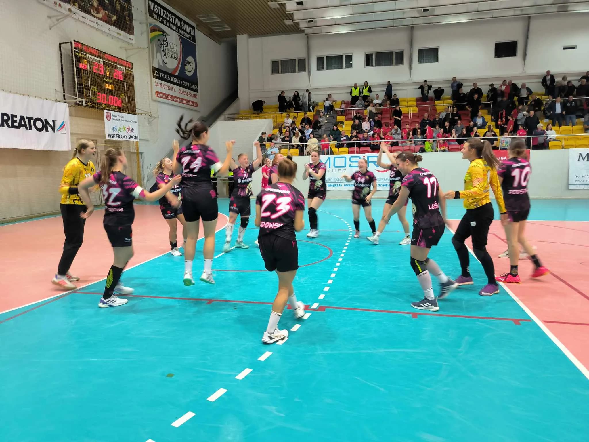 Mistrzowska końcówka Suzuki Korony Handball Kielce i wygrana w Olkuszu