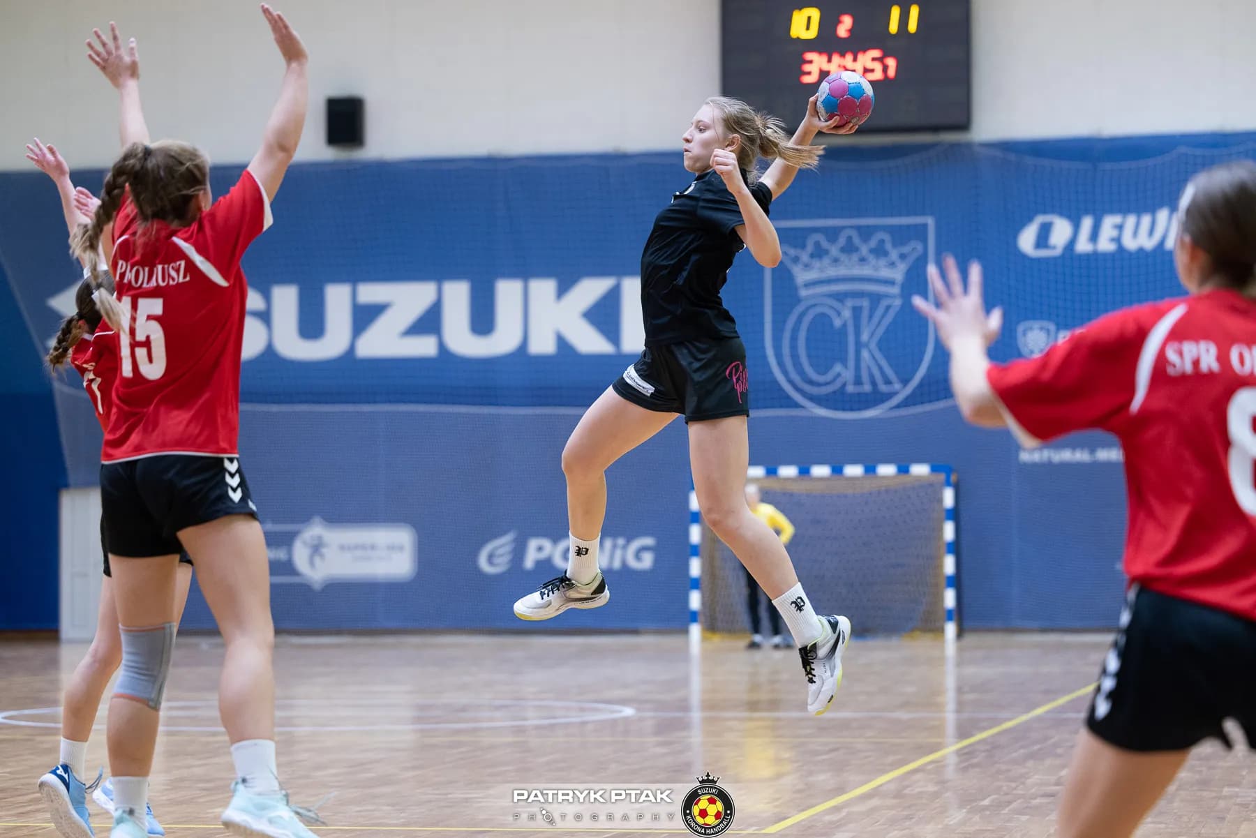 Juniorki młodsze: Korona Handbal Kielce vs. SPR Olkusz