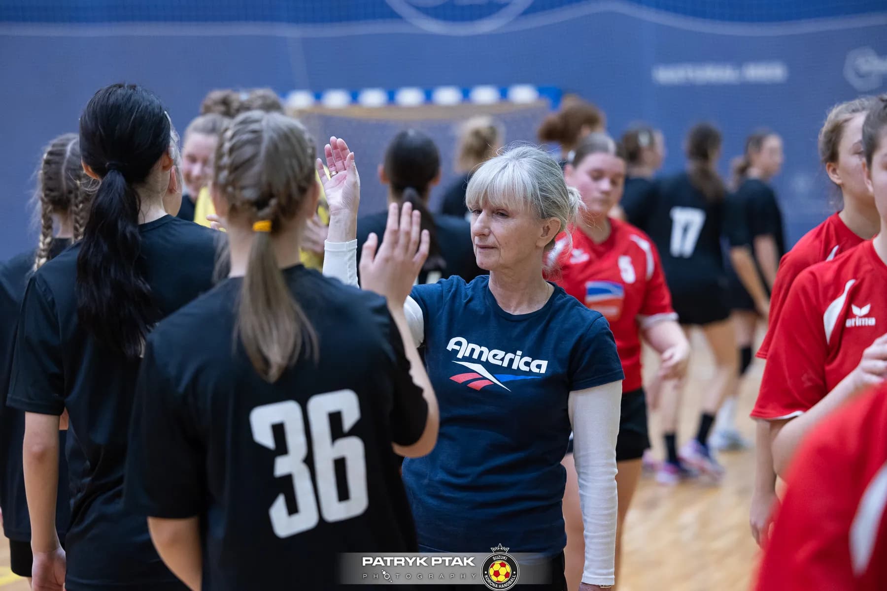 Juniorki młodsze: Korona Handbal Kielce vs. SPR Olkusz