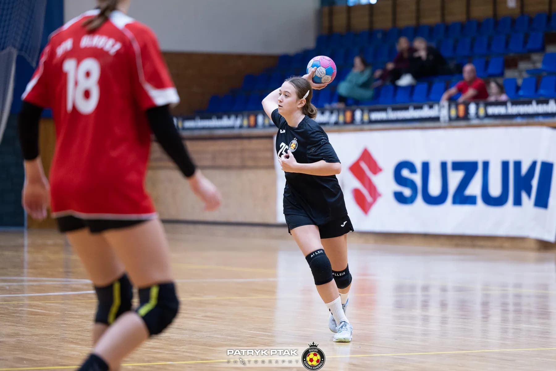 Juniorki młodsze: Korona Handbal Kielce vs. SPR Olkusz