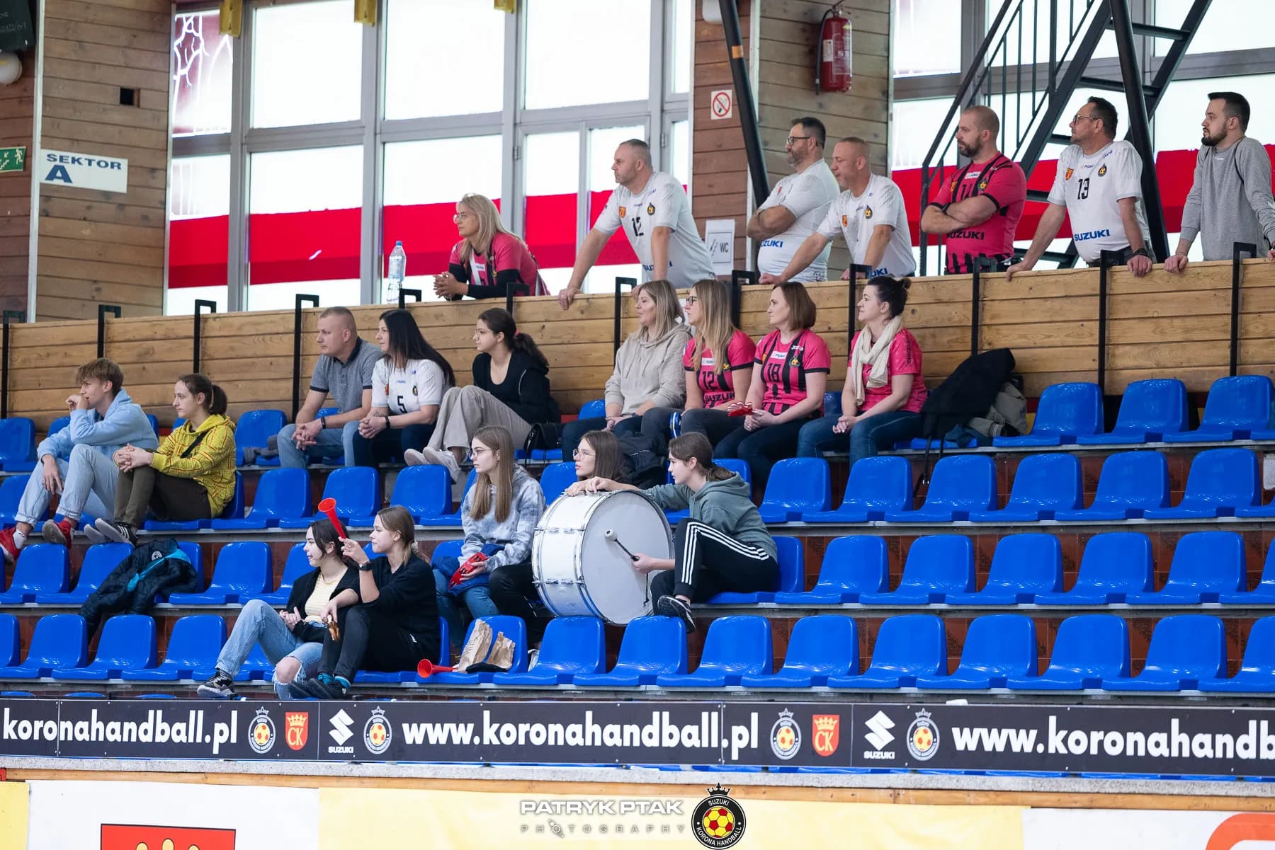 Juniorki młodsze: Korona Handbal Kielce vs. SPR Olkusz