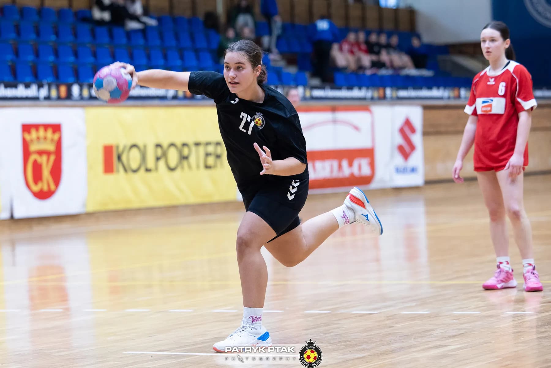 Juniorki młodsze: Korona Handbal Kielce vs. SPR Olkusz