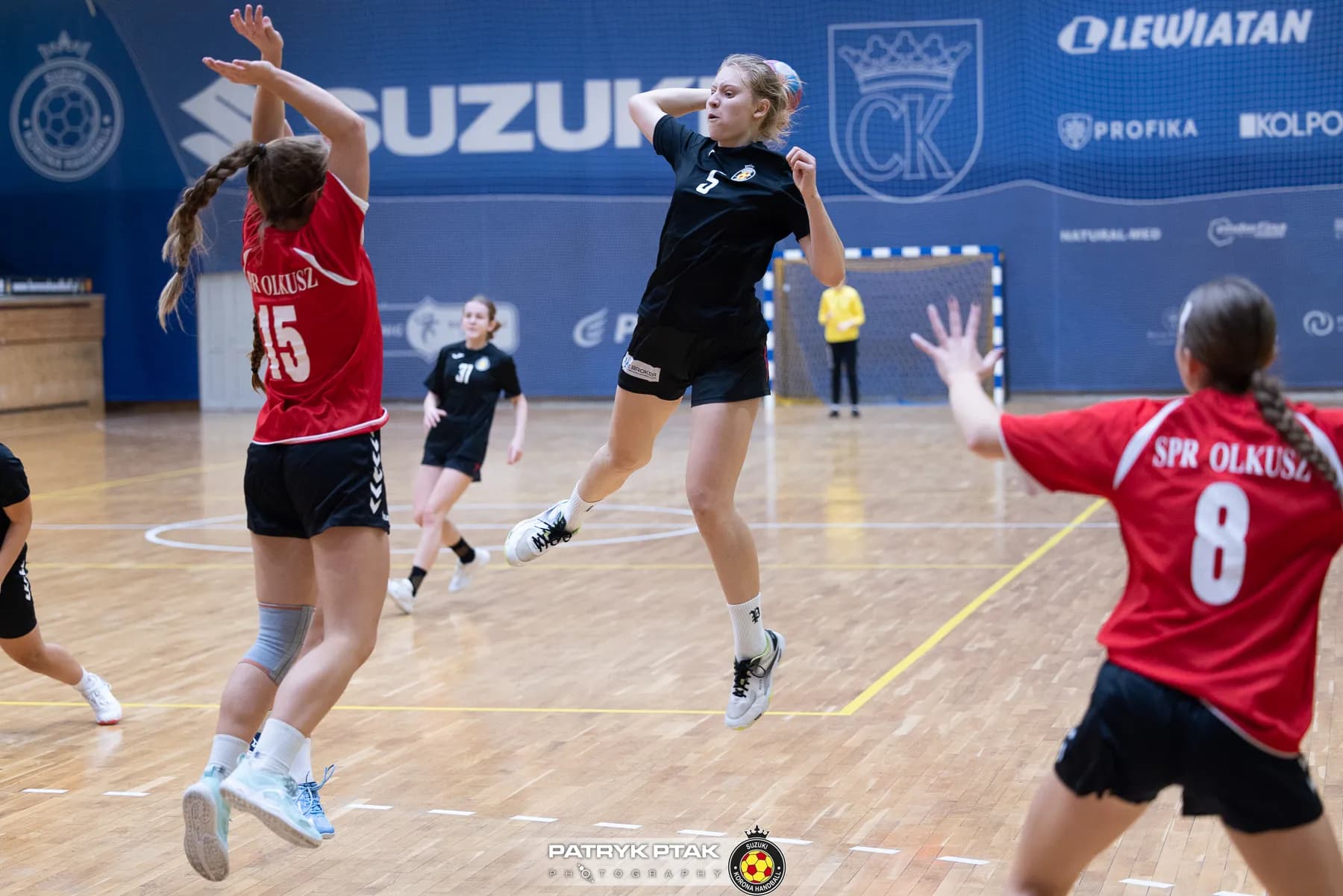 Juniorki młodsze: Korona Handbal Kielce vs. SPR Olkusz
