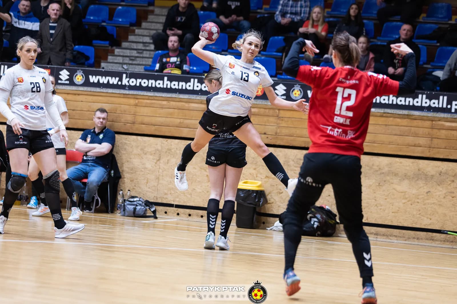 Suzuki Korona Handball Kielce vs. MKS FunFloor Perła Lublin (28.01.2022)