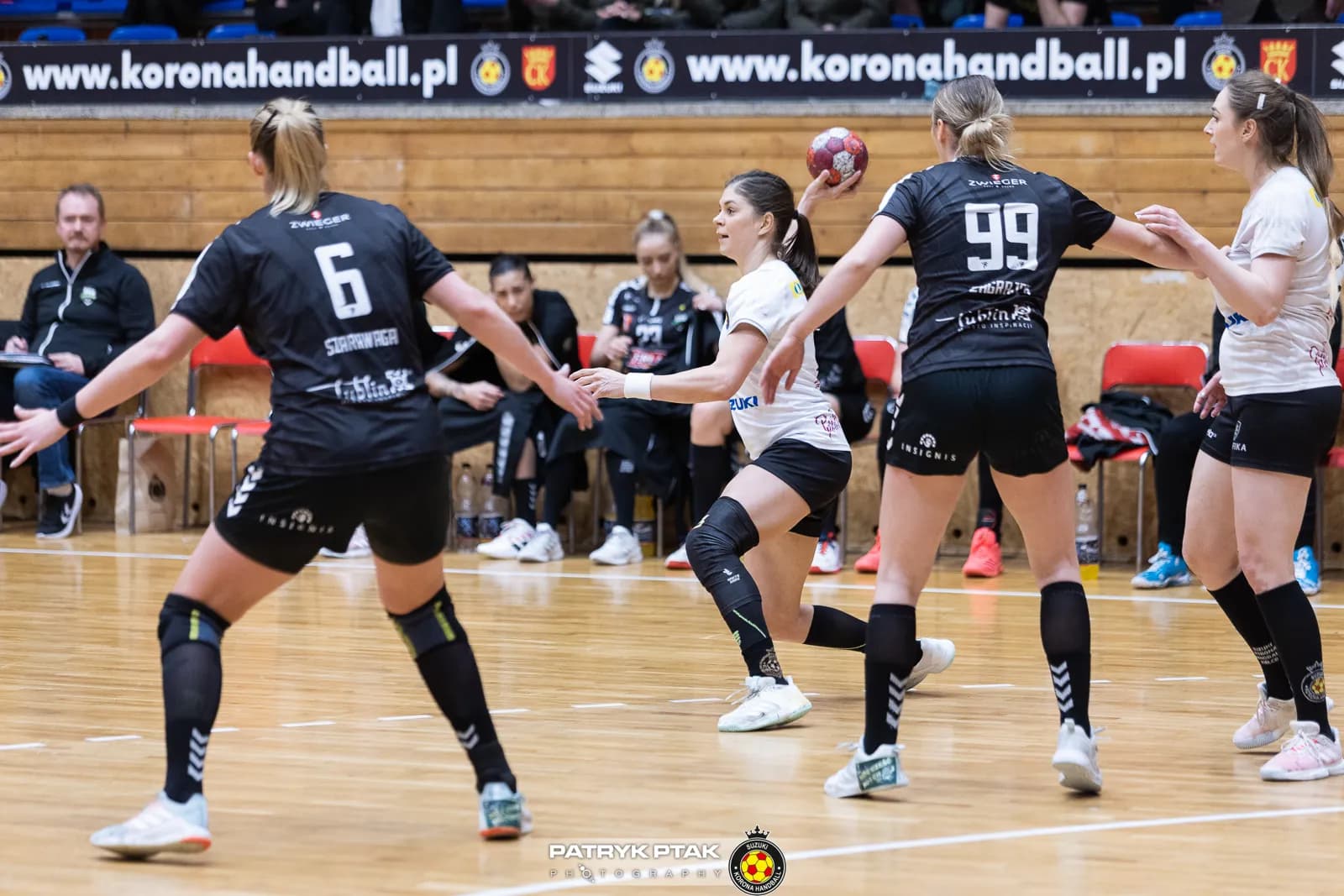 Suzuki Korona Handball Kielce vs. MKS FunFloor Perła Lublin (28.01.2022)