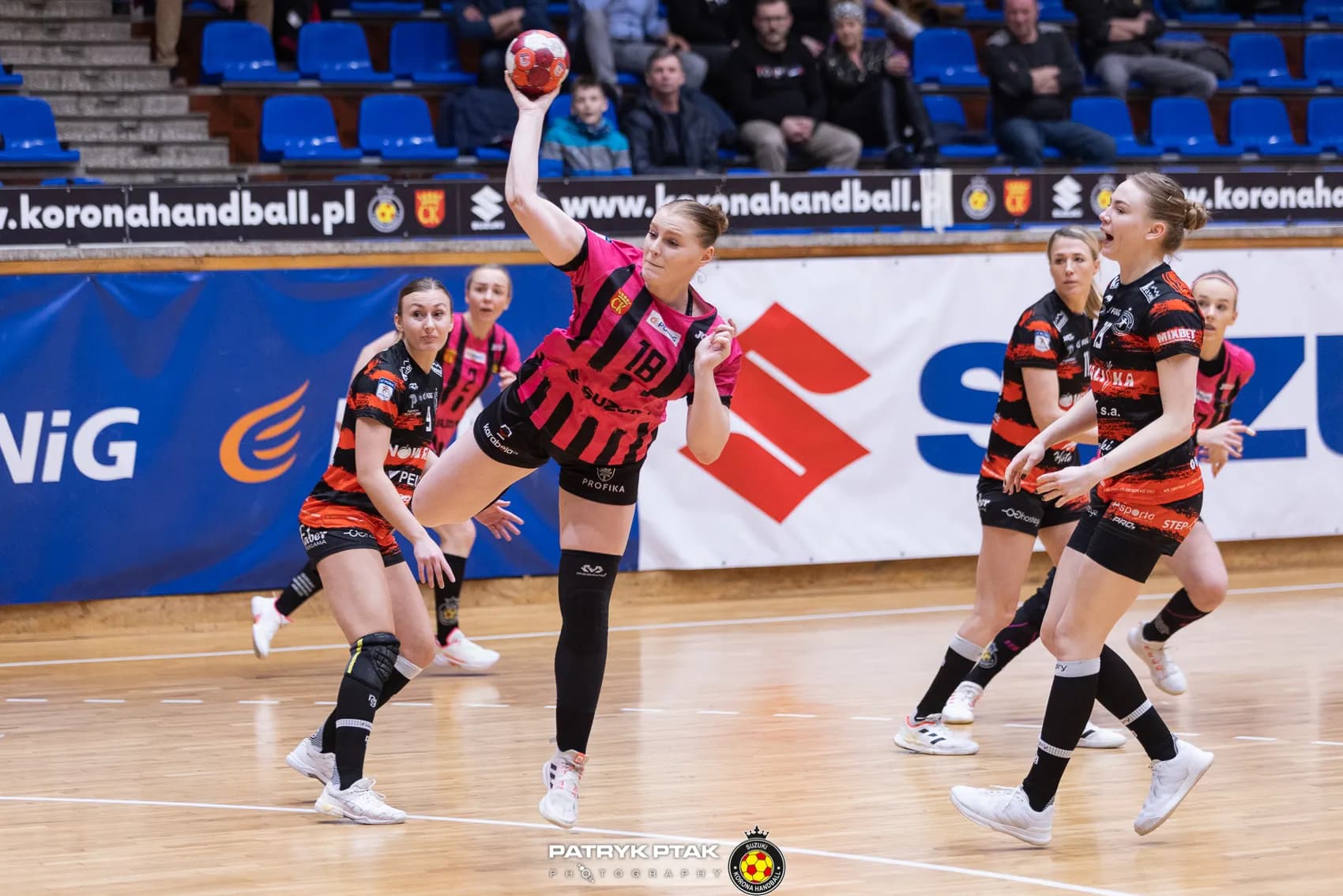 Suzuki Korona Handball Kielce vs. MKS Piotrcovia Piotrków Trybunalski