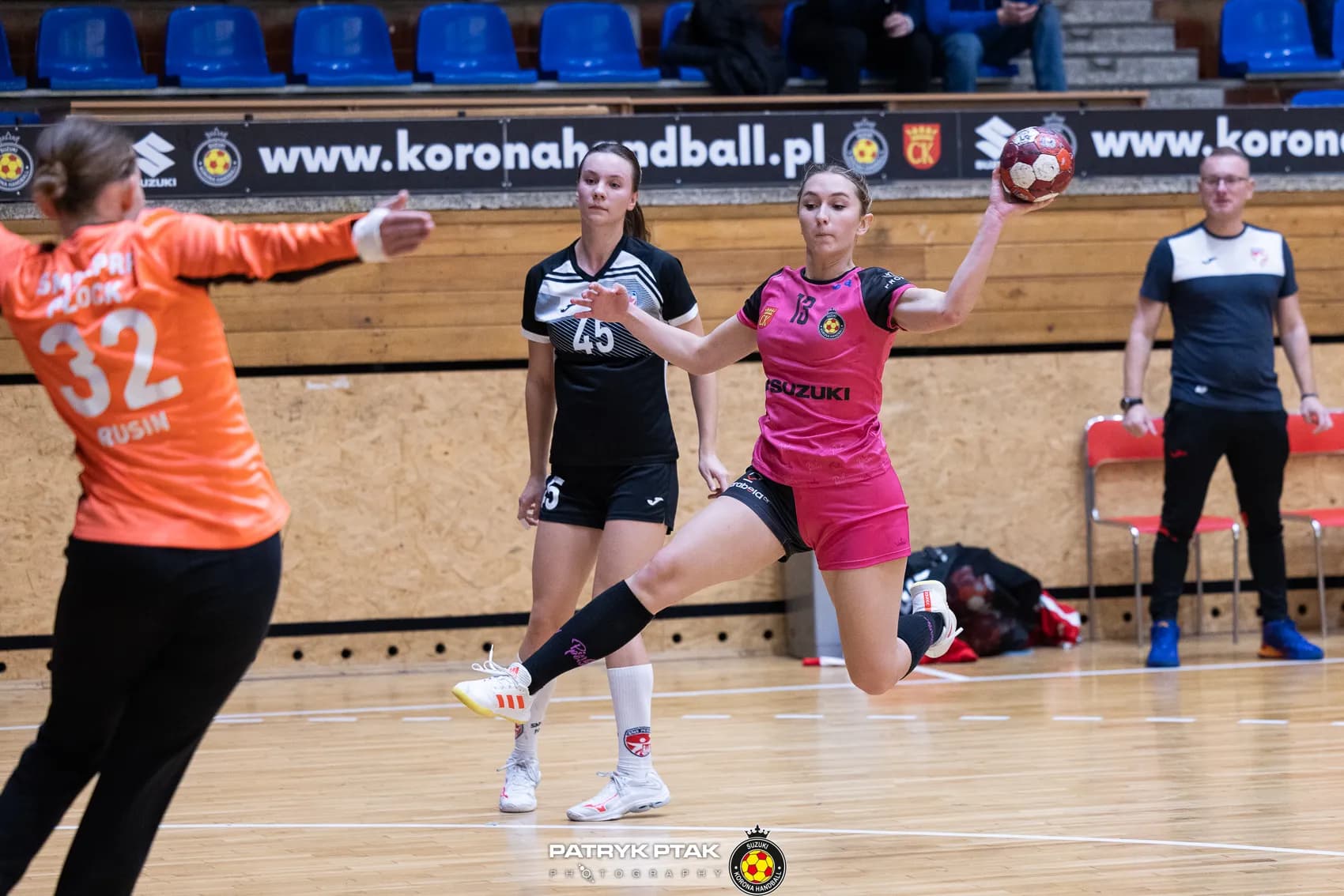 Suzuki Korona Handball Kielce vs. SMS ZPRP I Płock cz.1